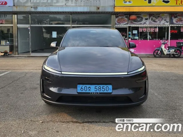 Tesla Model Y Premium RWD