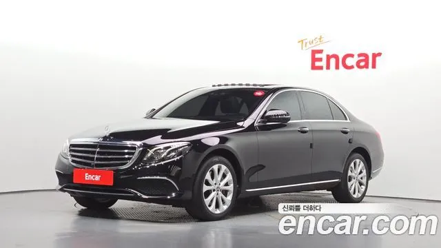 Mercedes-Benz E-Class E300 4MATIC Exclusive