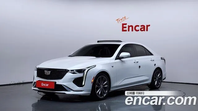 Cadillac CT4 2.0 Sport