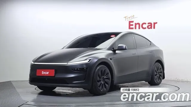 Tesla Model Y RWD