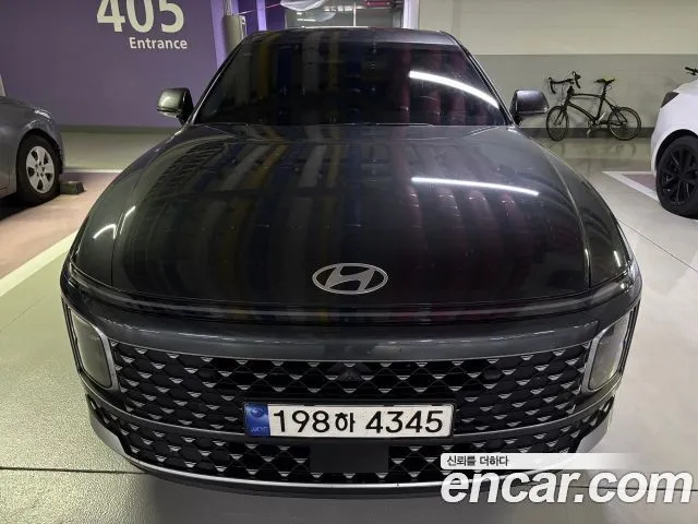 Hyundai Grandeur Exclusive