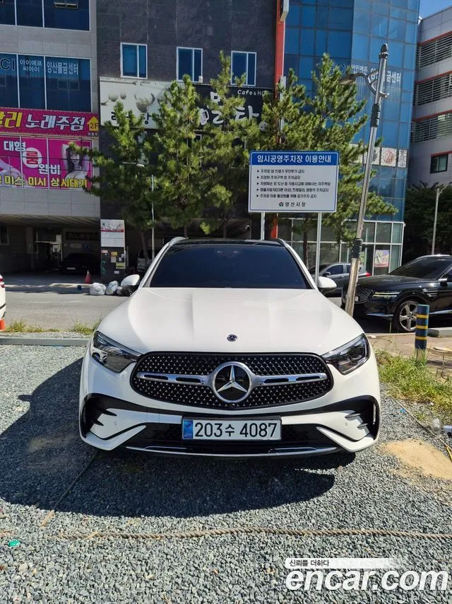 Mercedes-Benz GLC-Class GLC300 4MATIC