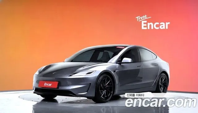 Tesla Model 3 Performance AWD