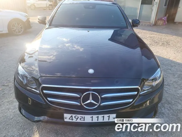 Mercedes-Benz E-Class E300 Avantgarde