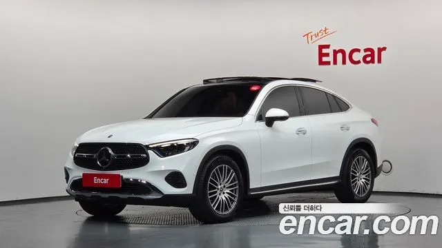 Mercedes-Benz GLC-Class GLC300 4MATIC Avnatgarde Coupe