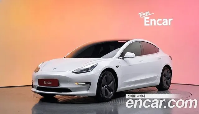 Tesla Model 3 Long Range AWD
