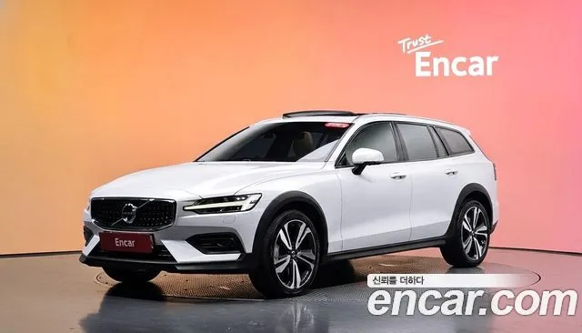 Volvo V60 T5 Pro AWD