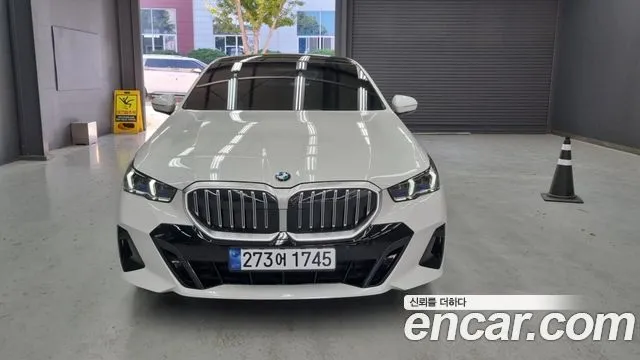BMW 5-Series 530i xDrive M Sport