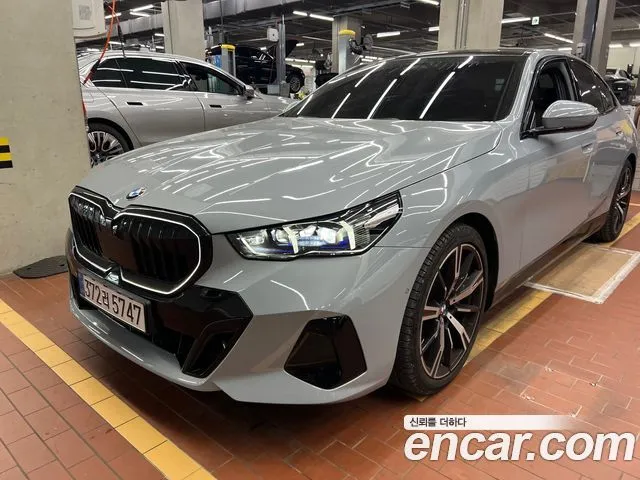 BMW 5-Series 530i xDrive M Sport