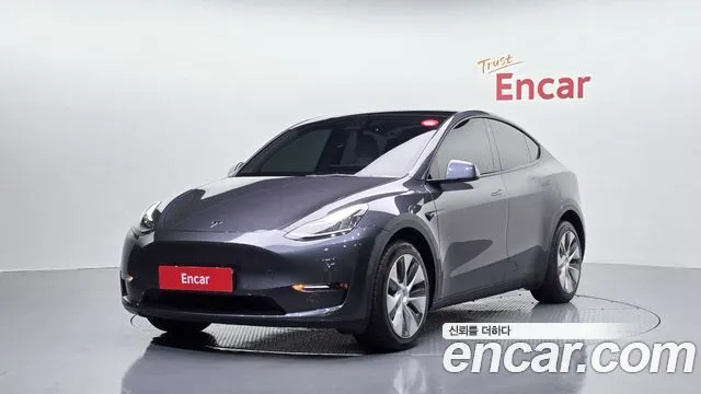 Tesla Model Y Long Range AWD