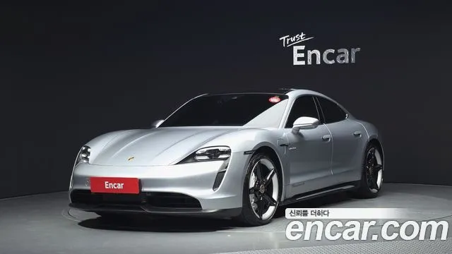 Porsche Taycan 4S