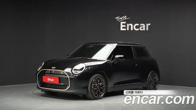 Mini Cooper SE Favoured