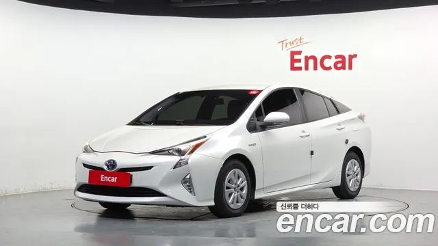 Toyota Prius 1.8 E