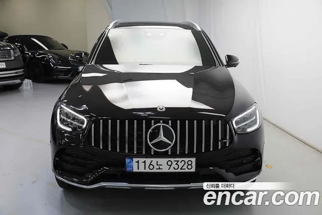 Mercedes-Benz GLC-Class GLC300e 4MATIC