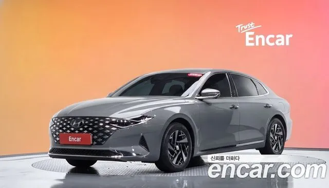 Hyundai Grandeur Premium