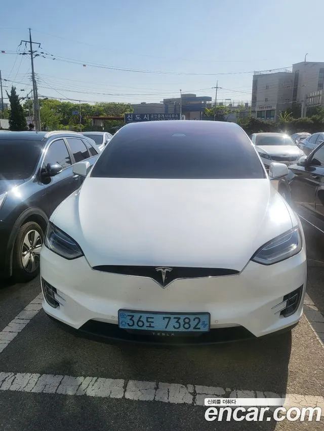 Tesla Model X 100D