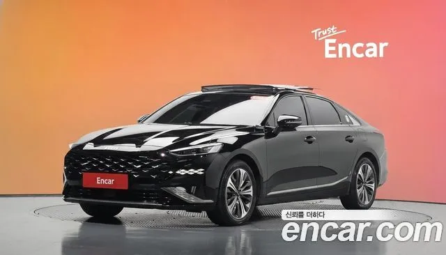 Kia K8 Signature
