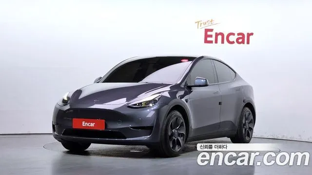 Tesla Model Y RWD