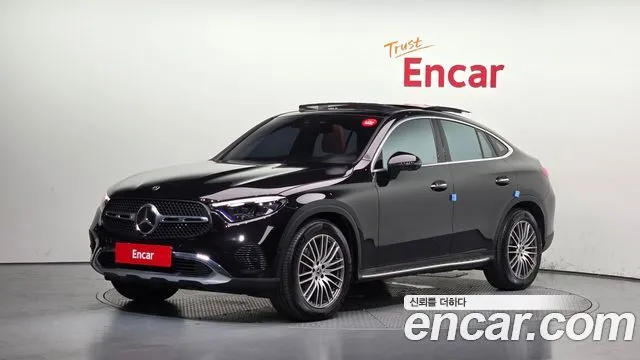 Mercedes-Benz GLC-Class GLC300 4MATIC Avnatgarde Coupe