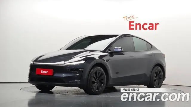 Tesla Model Y RWD