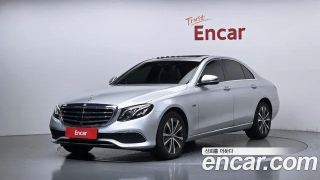 Mercedes-Benz E-Class E300e 4MATIC Exclusive