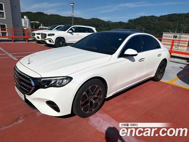 Mercedes-Benz E-Class E200 Exclusive