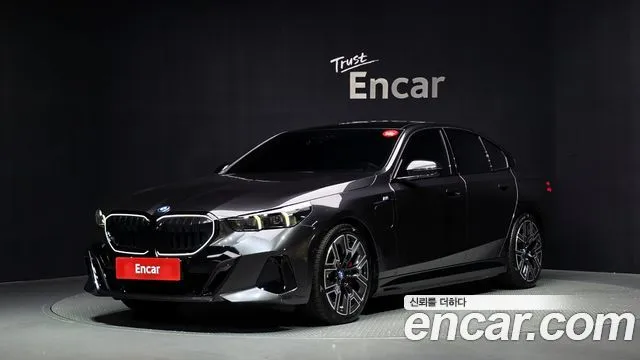 BMW 5-Series 530e M Sport Pro