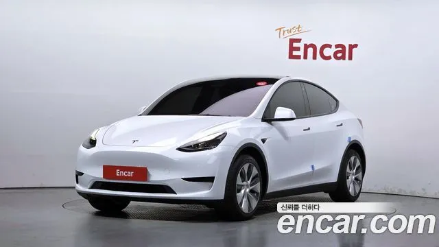 Tesla Model Y RWD