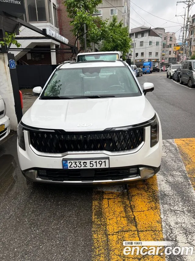Kia Canival HEV 9seater Signature