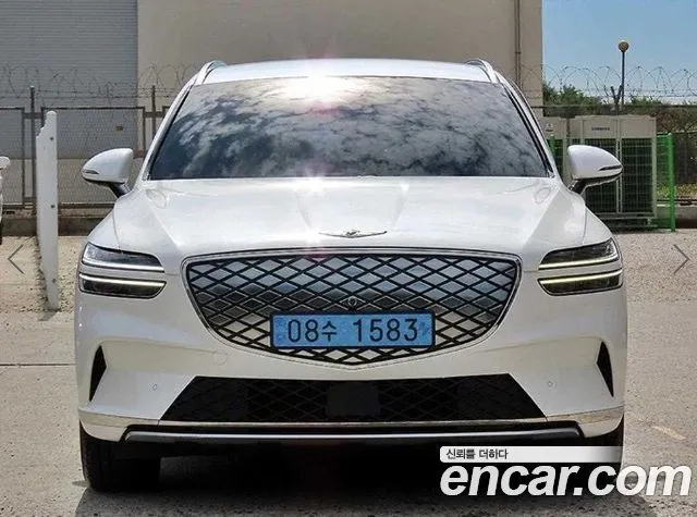 Genesis GV70 e-AWD