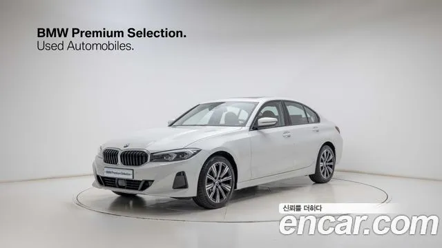 BMW 3-Series 320i