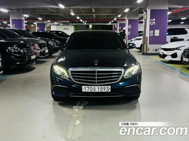 Mercedes-Benz E-Class E300 4MATIC Exclusive