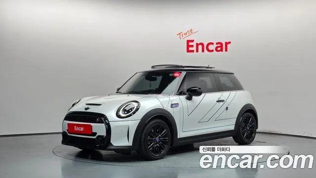 Mini Cooper Mayfield Edition