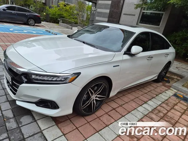 Honda Accord 2.0 Hybrid Touring