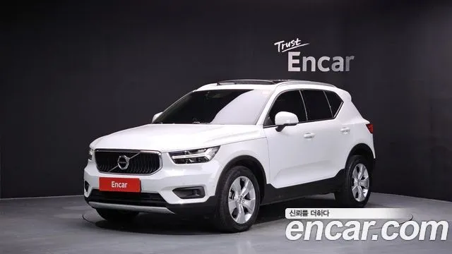 Volvo XC40 T4 Momentum