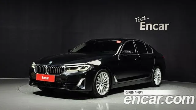 BMW 5-Series 530i Luxury