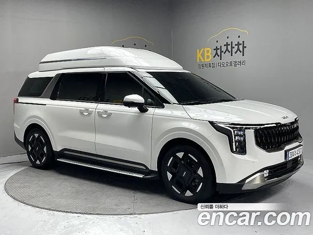 Kia Canival HEV 9-Seater Hi-Limousine