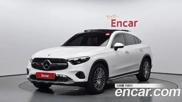 Mercedes-Benz GLC-Class GLC300 4MATIC Avnatgarde Coupe