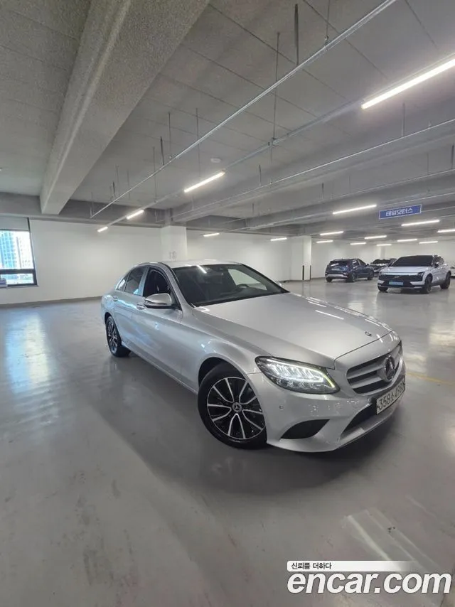 Mercedes-Benz C-Class C200