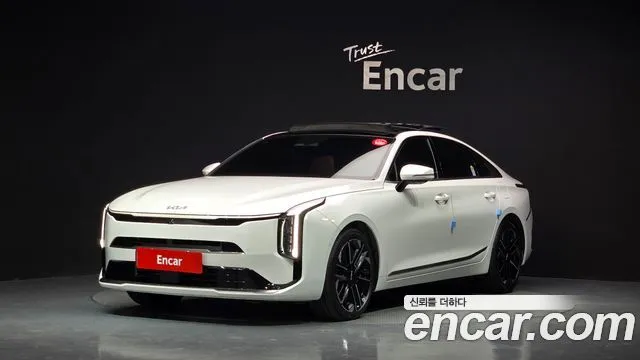 Kia K8 Signature