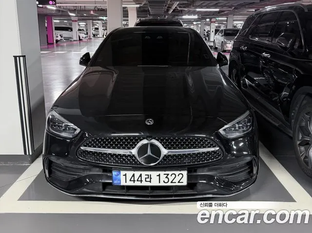 Mercedes-Benz C-Class C300 4MATIC AMG Line