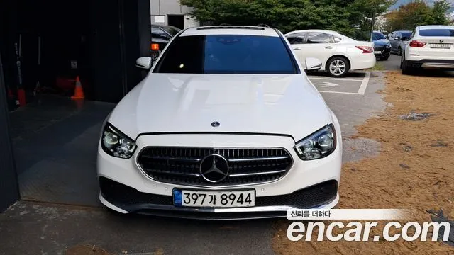 Mercedes-Benz E-Class E350 4MATIC Avantgarde