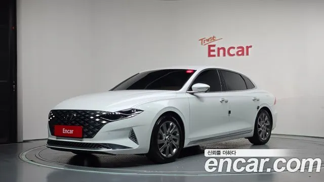 Hyundai Grandeur Calligraphy