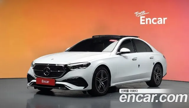 Mercedes-Benz E-Class E300 4MATIC AMG Line