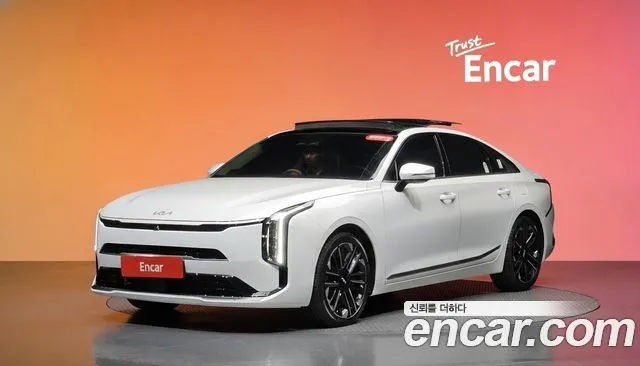 Kia K8 Signature