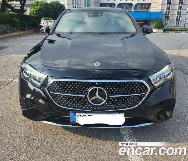 Mercedes-Benz E-Class E200 Avantgarde