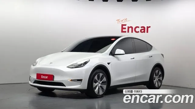 Tesla Model Y Long Range AWD