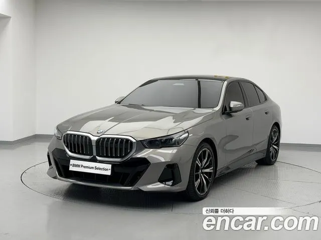 BMW 5-Series 530i xDrive M Sport