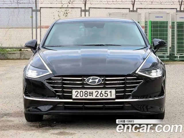 Hyundai Sonata 2.0 LPG(rental car)