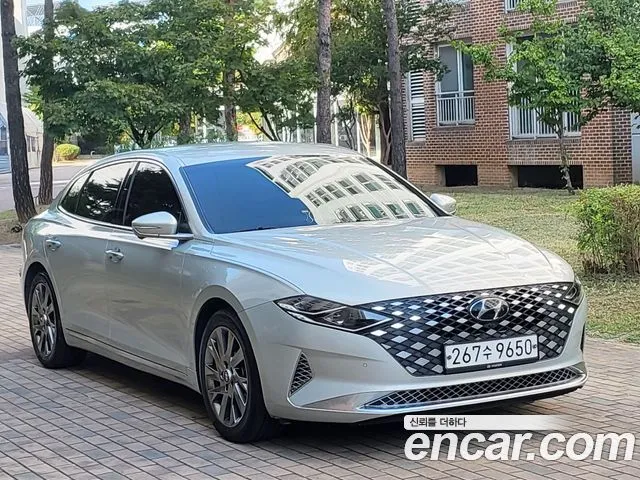 Hyundai Grandeur Calligraphy
